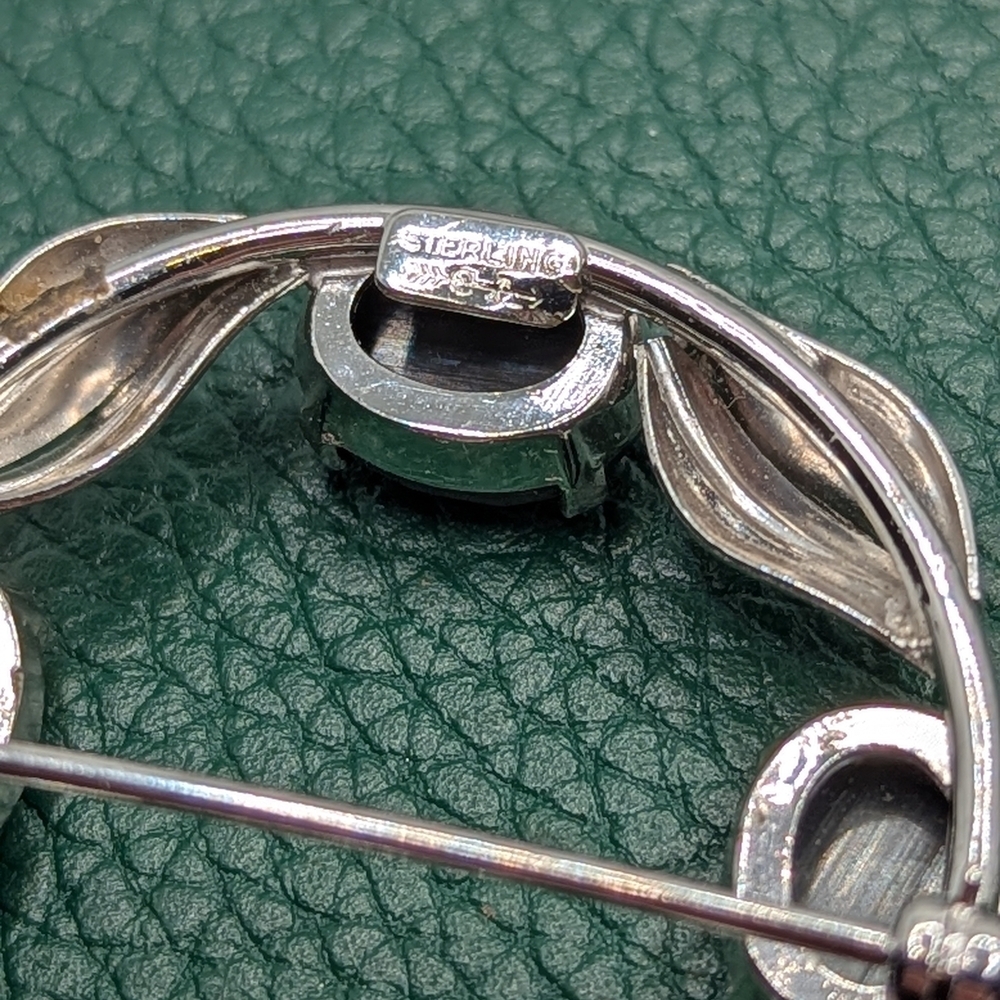 ✨ Silver Hematite Jewelry Set ❤️ - Picture 5 of 7